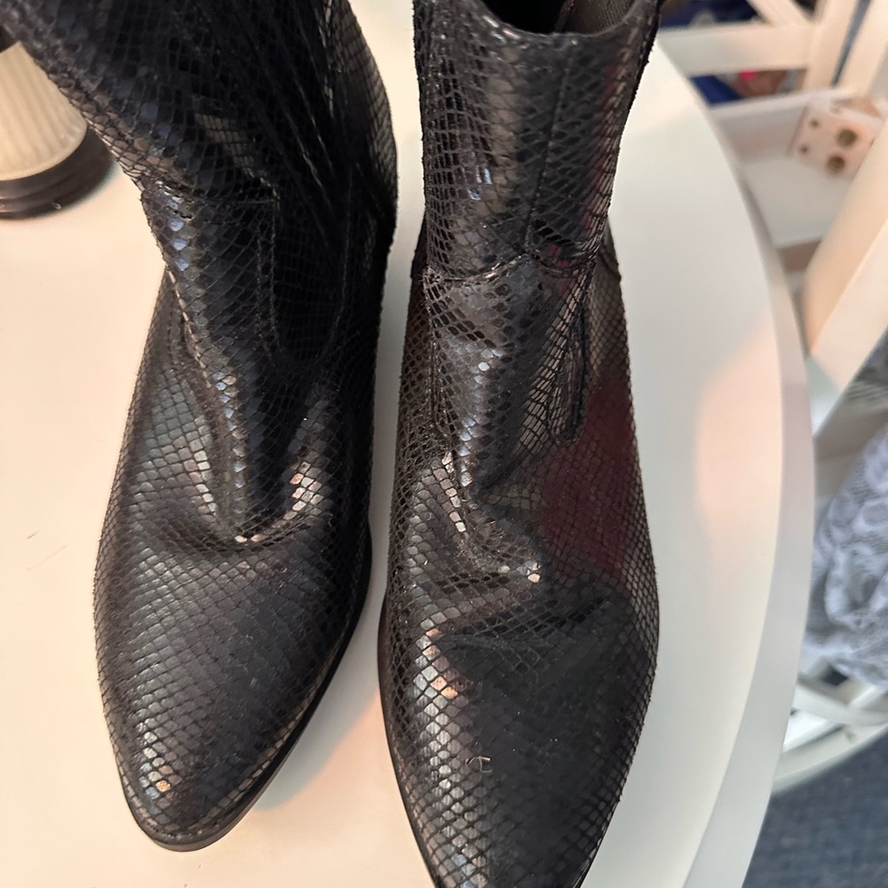 Women boots
